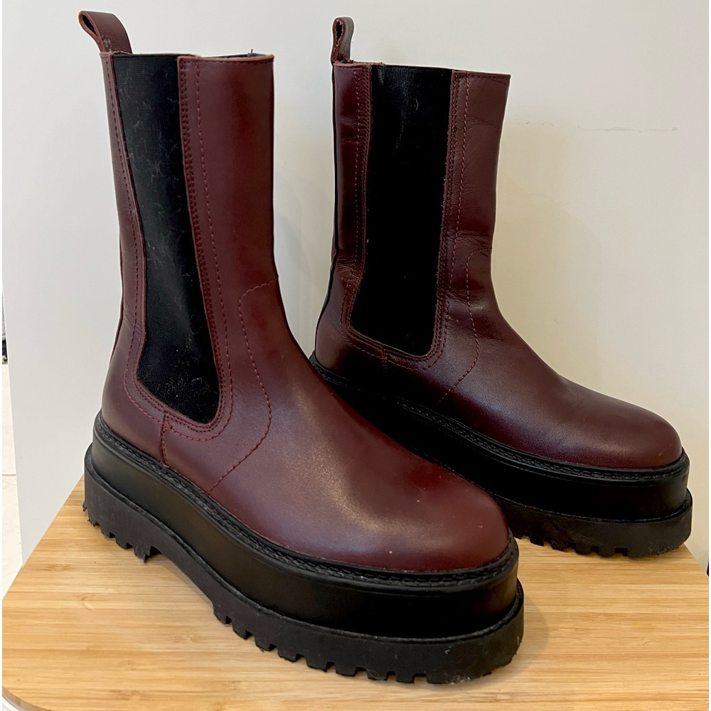 Mango Brand Lug Sole Chelsea Boot Mahogany Size 6